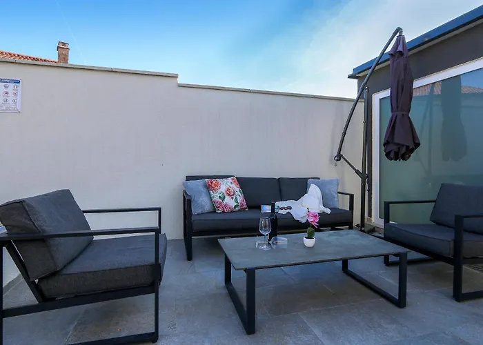 Apartamento Stunning In With Swimming Pool *