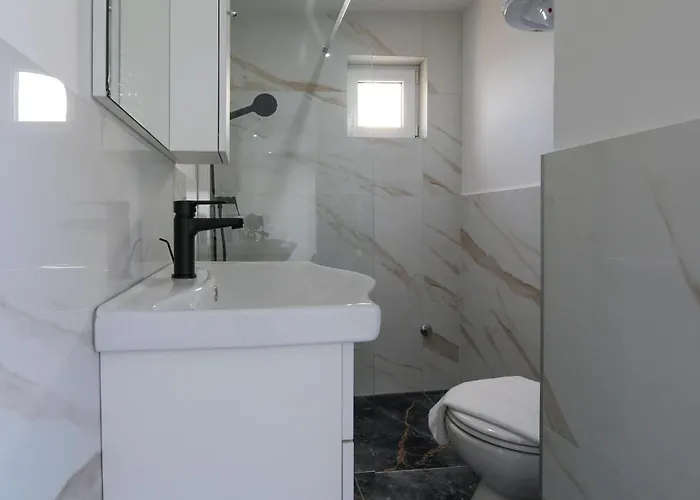 Apartamento Stunning In With Swimming Pool *